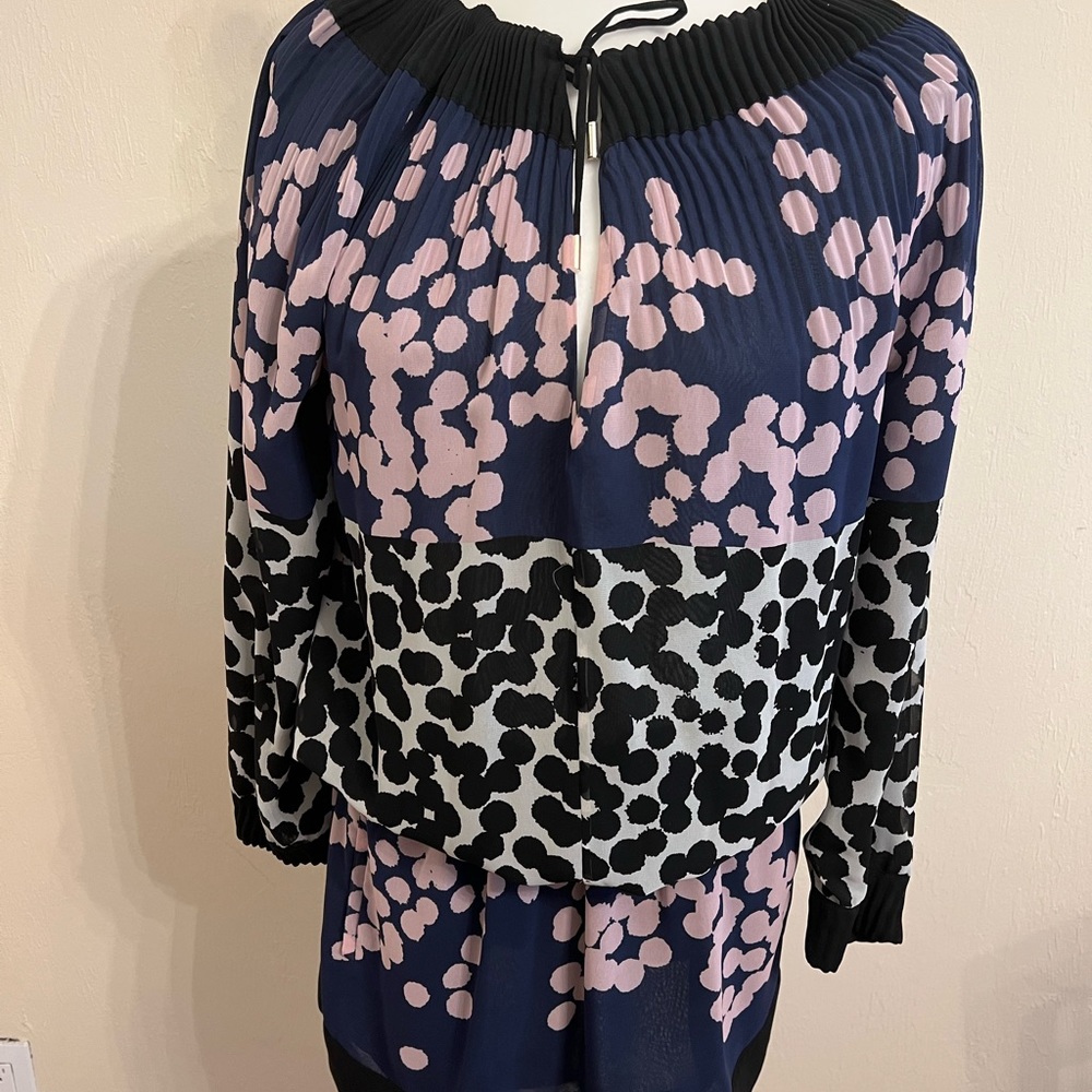 Diane Von Furstenberg tunic , size 6.